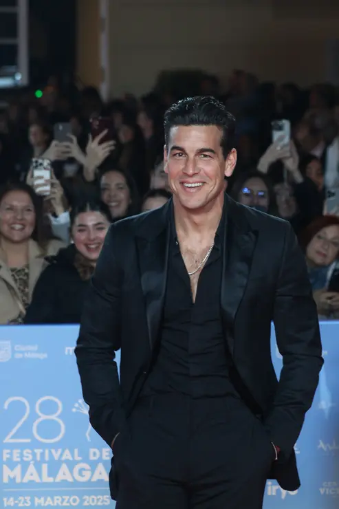 Mario Casas / Juanma Ponferrada