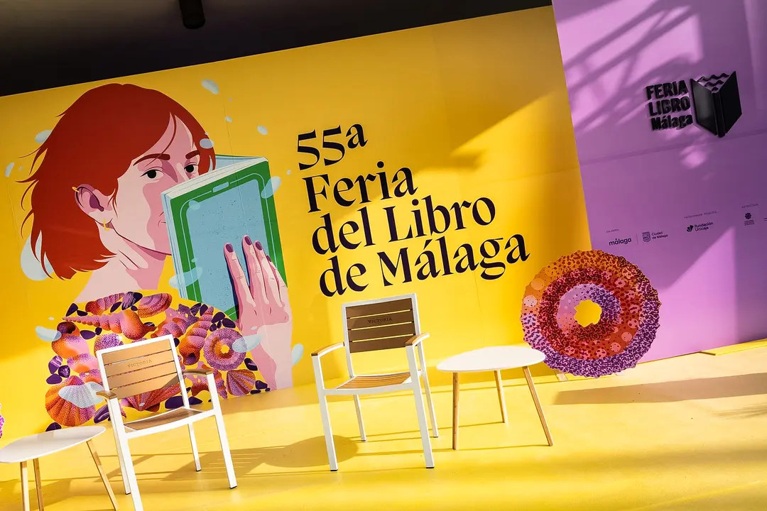 Una instant&aacute;nea de la Feria del Libro en el Paseo del Parque / Ciudad de M&aacute;laga