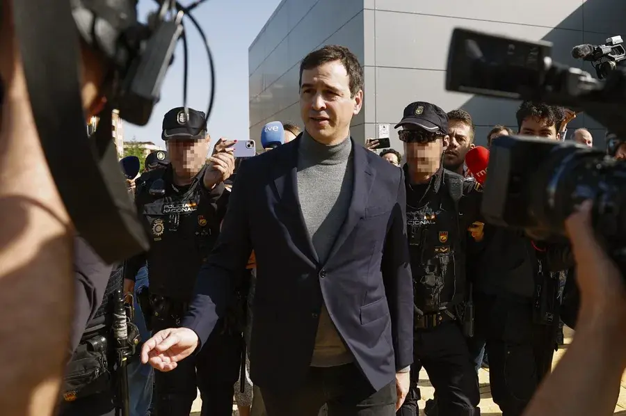 David S&aacute;nchez, hermano del presidente del Gobierno, tras declarar en los Juzgados de Badajoz / EFE