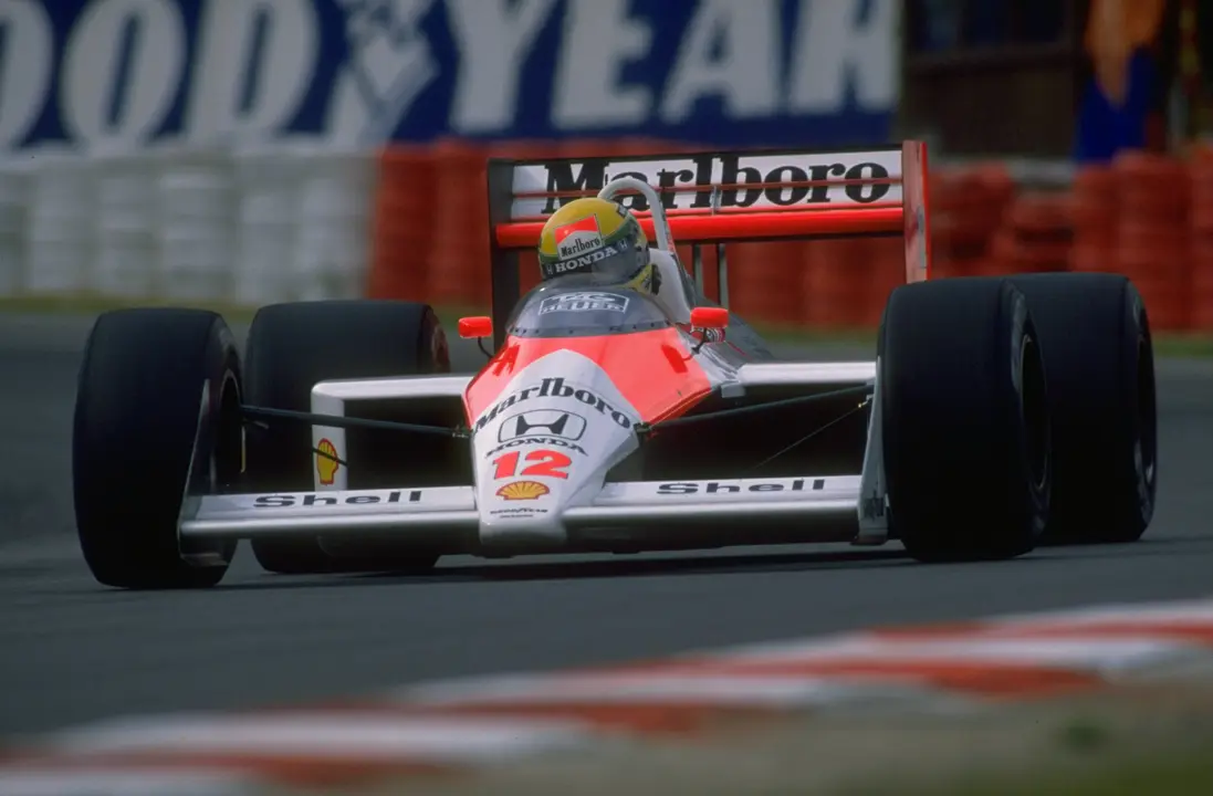 mclaren-1988-senna-belgie-03