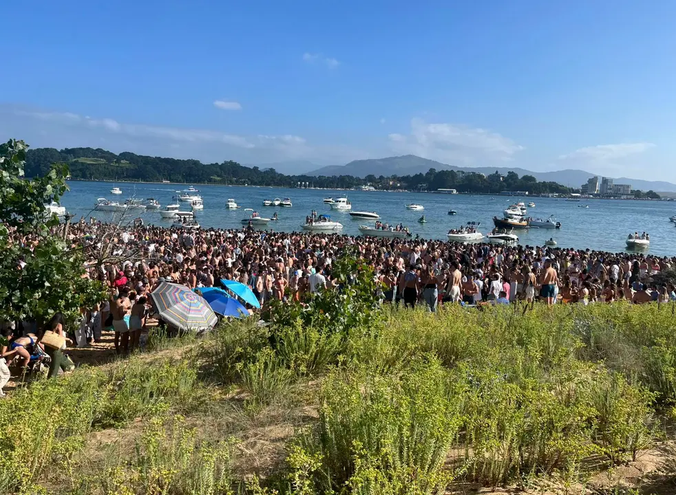 Macrobotell&oacute;n en El Puntal el pasado verano / EFE