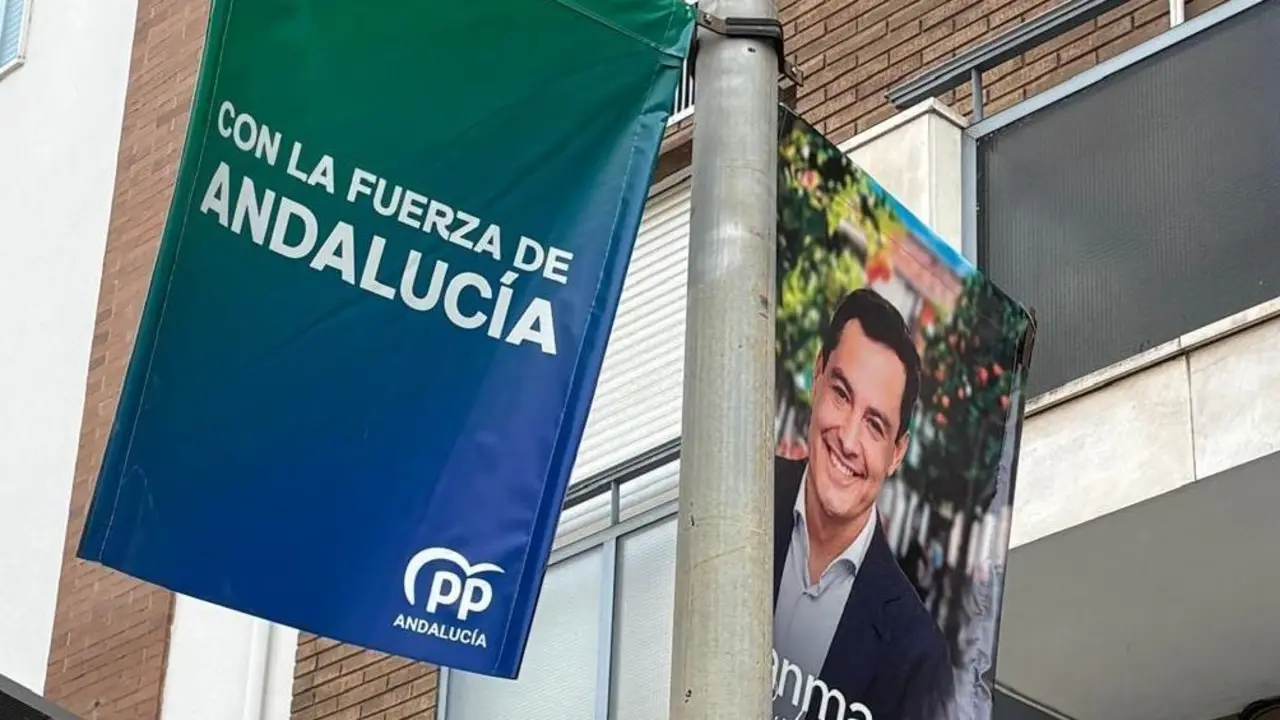 Banderola electoral del PP de Andaluc&iacute;a / Ayuntamiento de Sevilla
