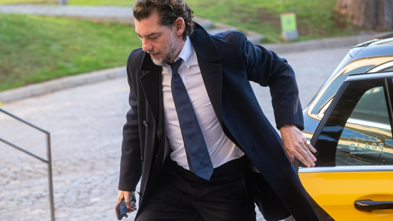 Jonathan Andic llega al funeral de su padre, Isak Andic
