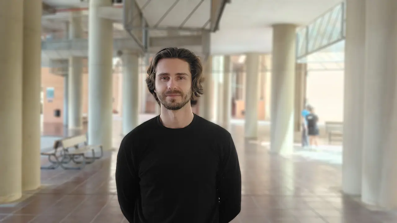 Federico Lozano, doctorando de la UMA en la E.T.S. de Ingenier&iacute;a de Telecomunicaci&oacute;n / Jorge P&eacute;rez, UNIVERSITAS