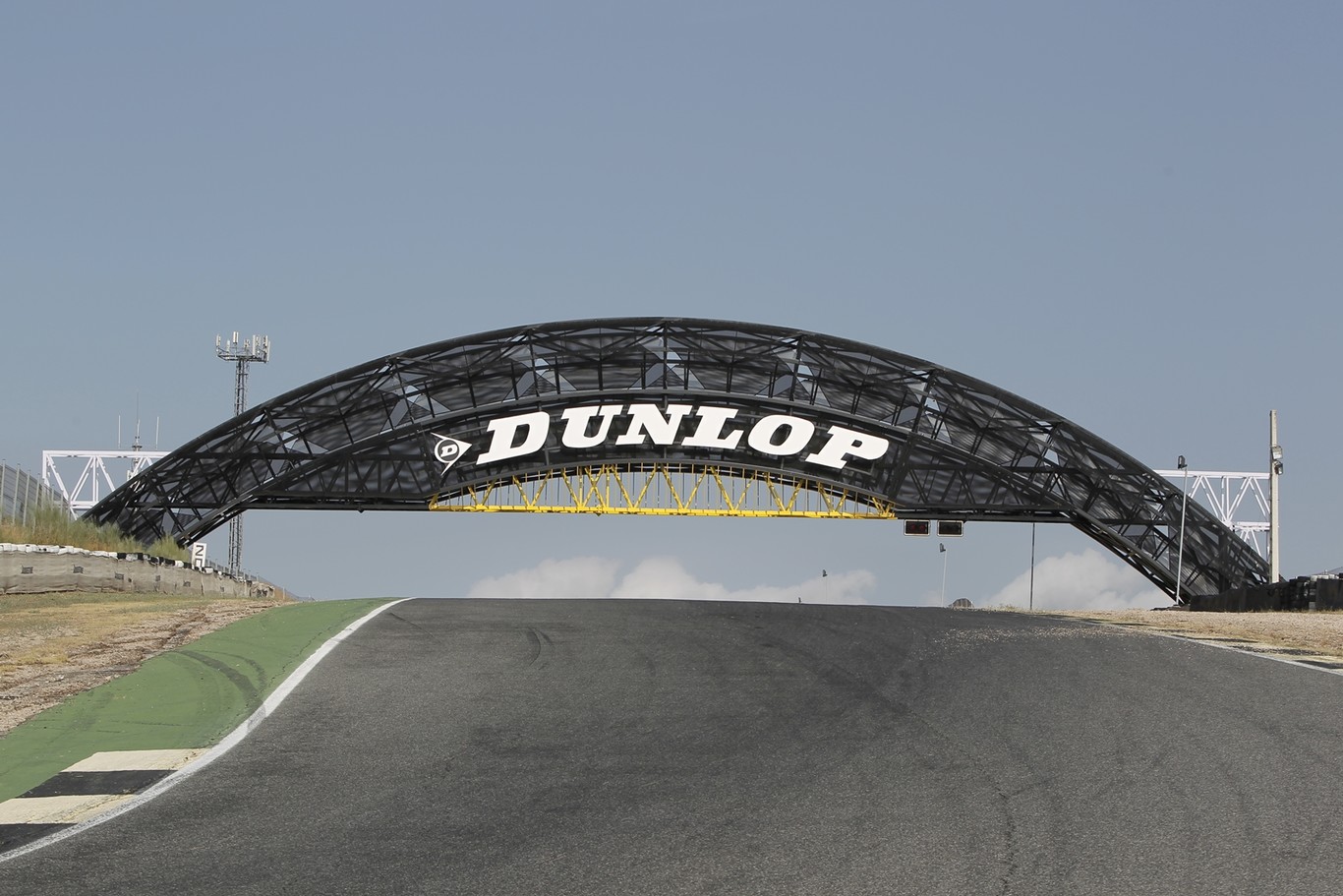 El 'Puente Dunlop' del Circuito del Jarama / Motorpasión