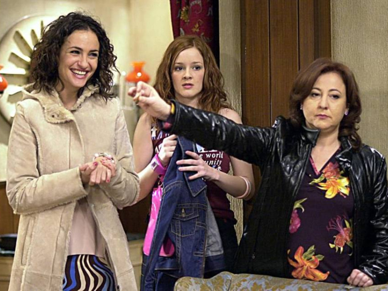 Carmen Machi interpretando a Aída junto a Melani Olivares y Ana Polvorosa / COPE