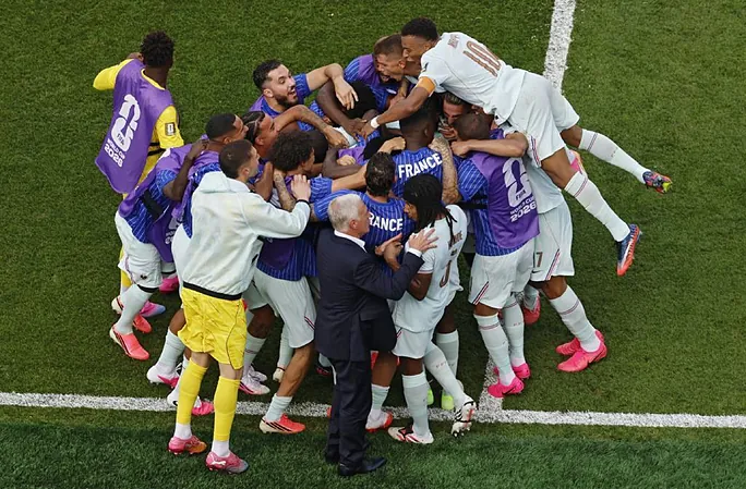 La selección de Francia, celebrando el pase a las semifinales / LaPresse